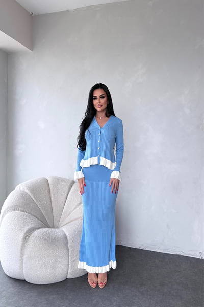 LİLA İSTANBUL Σετ δύο τεμαχίων πλεκτών ενδυμάτων Premium με μανίκια και φούστα με βολάν με λαιμόκοψη σε σχήμα V