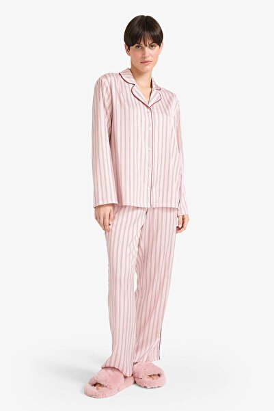 DeFacto Pijama Takımı Regular Fit Saten Çizgili Uzun Kollu Üst Uzun Alt-Fall in Love G0227AX25AU