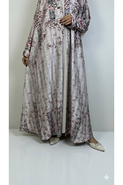 REİNA Luxurious cloche abaya made of cool, light silk with floral prints