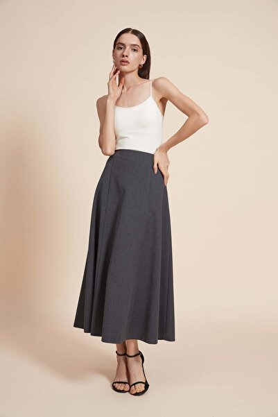 Yola Wide Plain Midi Skirt