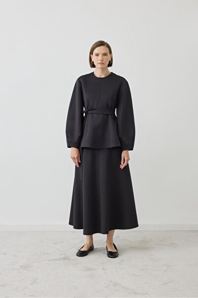 TERZİ DÜKKANI بدلة غوص فيلار مع تنورة باللون الأسود