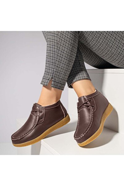 BMoD Ghete scurte de damă din piele naturală maro cu șireturi MOD06604