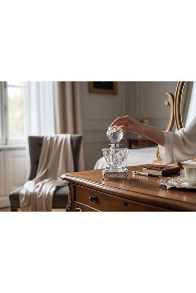 ROY KING KRİSTAL PARFÜM ŞİŞESİ