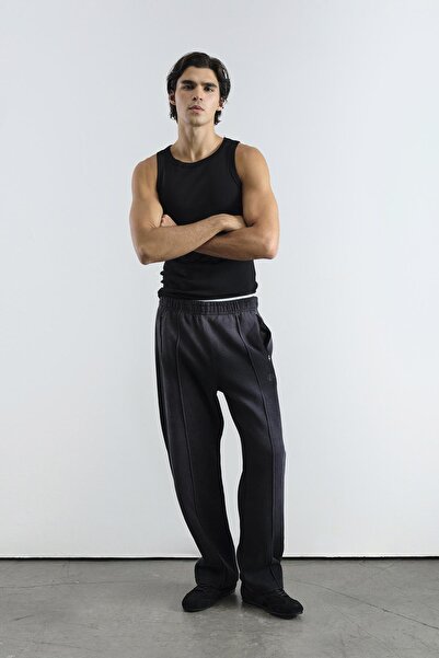 GIESTO Black Pants with Effective Logo Detail