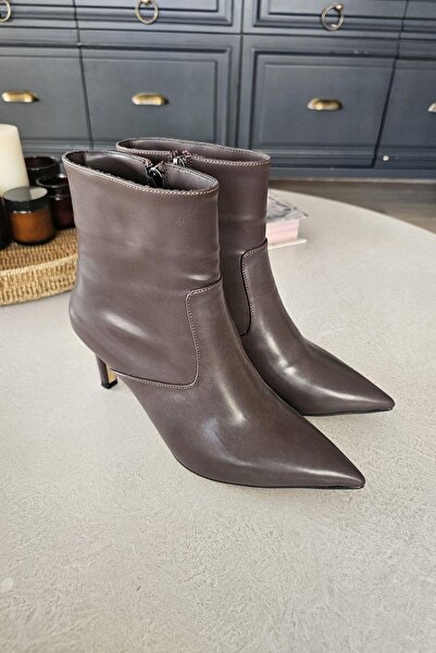 Topukla Footwear OPS 10 1137 Topukla Kadın İnce Topuklu Sivri Burun Fermuarlı Bot
