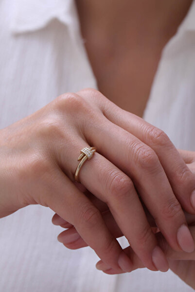 YAVUZ KUYUMCULUK 14 Ayar Altın Modern Taşlı Çivi Yüzük