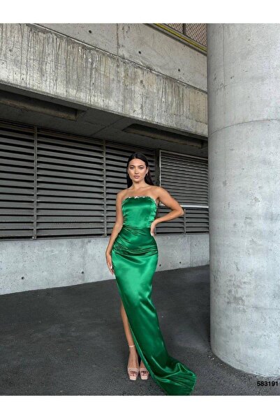 Modafeminen فستان سهرة من الساتان بتفاصيل حجرية بدون حمالات 583191 أخضر