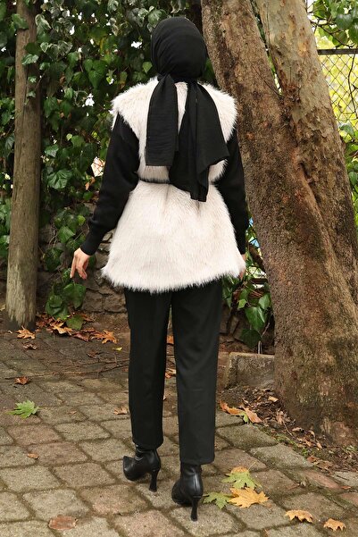 Modamihram Бяла кожена жилетка с колан 19372