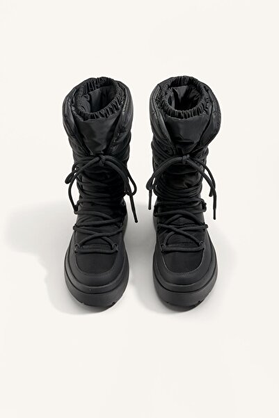 Oysho Bağcıklı naylon kar botu