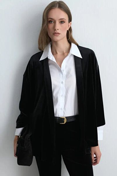 Gusto Velvet Kimono - Black