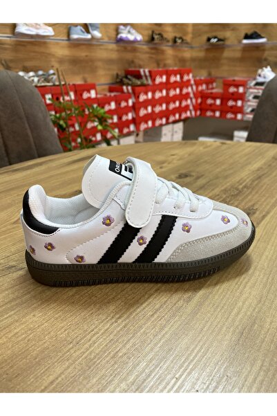 Çocuk spor ayakkabısı