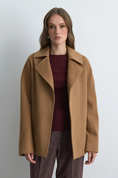 Gusto Belted Short Coat - Camel