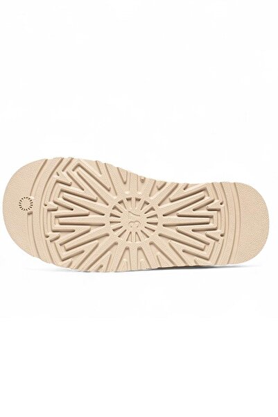 Celira Bej Lastikli İçi Tüylü Siyah Süet Yarım Bot NSB519