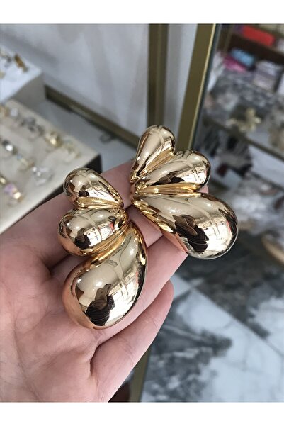 the ASEL İNCİ أقراط ذهبية من ماركة مكافئة