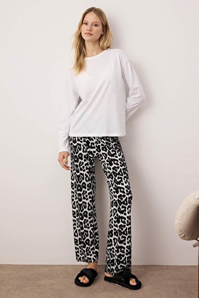 Weiß-Schwarzes gestricktes Pyjama-Set mit Leopardenmuster THMAW25PT00100