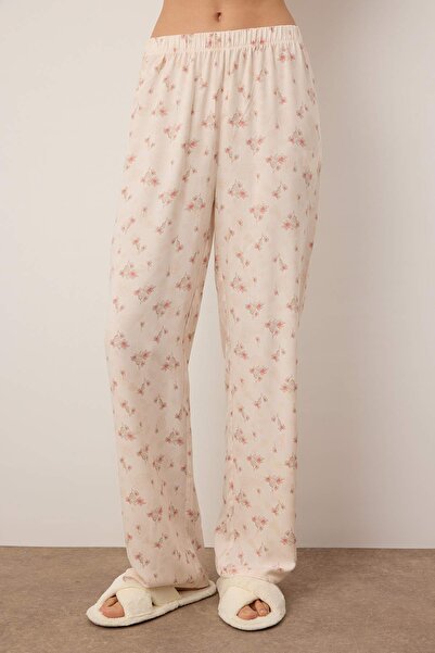 Trendyol Collection Set de pijamale țesute Shally cu flori multicolore THMAW26PT00104