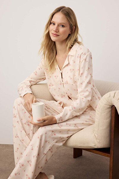 Trendyol Collection Multicolored Floral Shally Woven Pajama Set Thmaw26Pt00104