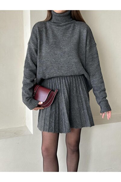 Laluvia Anthracite Pleated Skirt High Neck Sweater Set