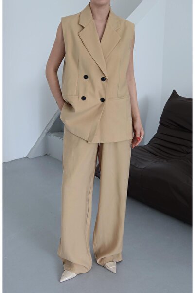 Laluvia Mustard Black Buttoned Vest Pants Set