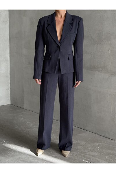 Laluvia Sötétkék ujjú, kétrészes öltöny, amely a derékra illeszkedik