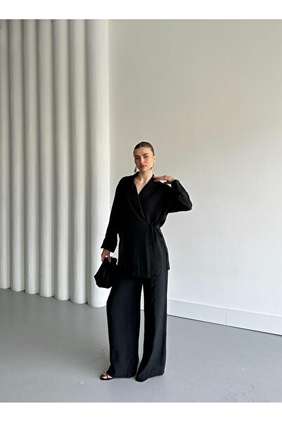 Laluvia Black Collar Detailed Tie-Up Kimono Set