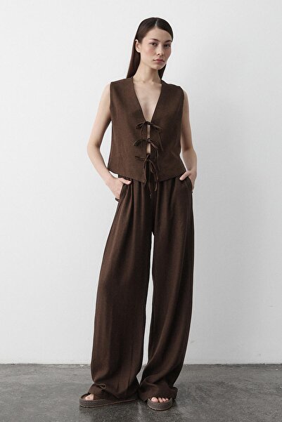 Laluvia Brown 3 Lace-Up Vest Muslin Set