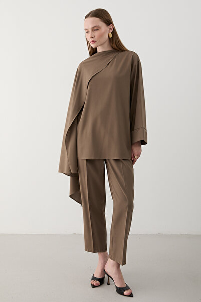 Laluvia Mink Self-Embroidered Blouse and Pants Set - 8752