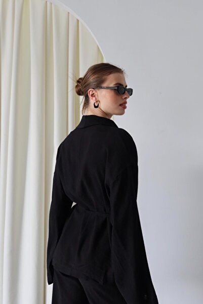 Laluvia Černý šálový límec kimono set