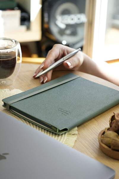 Victoria's Journals Kuka 2026 Weekly Agenda A5 (14X21Cm) Flexible Cover Ivory 80Gr.