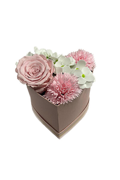 velve Aranjament Floral Pixie Pink cutie inima cu trandafir criogenat,hortensii si garoafe de sapun, Roz