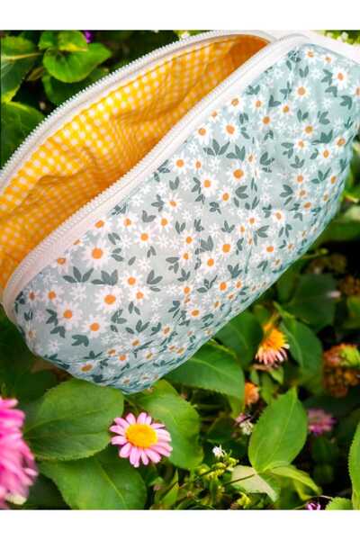 nartella Daisy Patterned Quilted Large Volume Makeup and Cosmetic Bag – Cotton Blossom Series