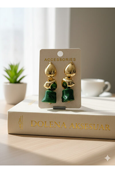ACCESSORIES WORLD Altın Rengi Yeşil Taşlı Geometrik Tasarım Sallantılı Abiye Küpe