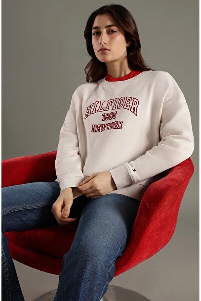 Tommy Hilfiger Dokuma logolu rahat kesim sweatshirt