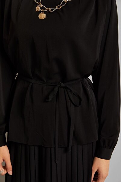 Alvina Lace Detail Skirt Suit 45756