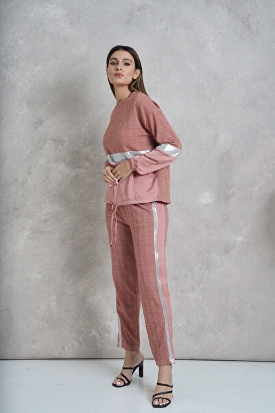 DALYDRESS Checkered Side-Stripe Pants