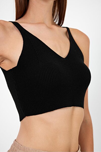 VENA Clara Crop Knit Top-Black