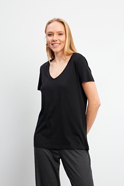 VENA Γυναικείο μπλουζάκι Boyfriend μαύρο με λαιμόκοψη V με κανονική εφαρμογή Modal (LYOCELL) - 25645-028