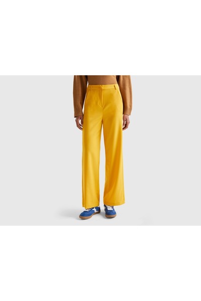 United Colors of Benetton Women's Loose-Fit Pants with Tapered Legs