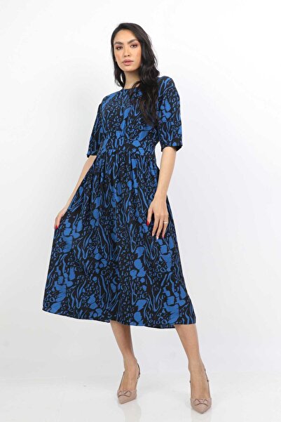 mica فستان ميدي مطبوع بأكمام قصيرة