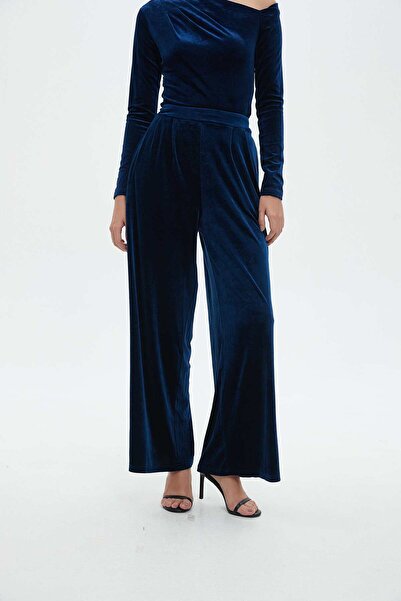 Nichii Women's Wide Plain Velvet Trousers