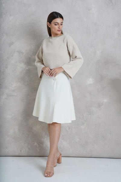 DALYDRESS تنورة سادة بأزرار أمامية