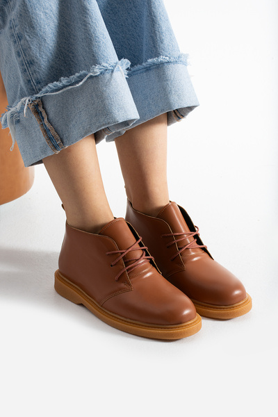 Moda Devrin حذاء برباط من الجلد باللون البني (مقاوم للانزلاق)