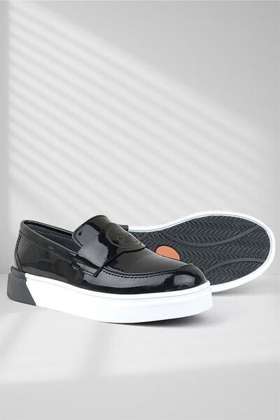 Rakerplus Pantofi clasici pentru copii din piele lacuita neagra