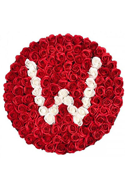 velve Aranjament floral personalizat cu litera, cutie rotunda neagra cu 101 t...