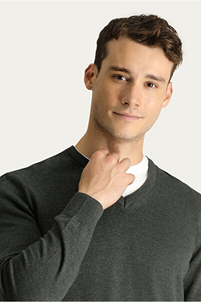 Kiğılı V Yaka Slim Fit Dar Kesim Pamuklu Triko Kazak