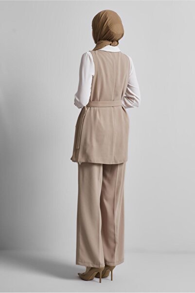 Alvina Suit with Trousers and Vest 45337