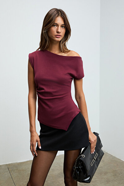 GRIMELANGE Rehinga Women's Asymmetrical Collar Regular Short Sleeve Burgundy Blouse