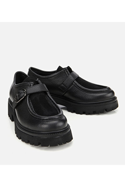 Hotiç Kadın Süet Deri Siyah Toka Detaylı Yüksek Tabanlı Günlük Loafer