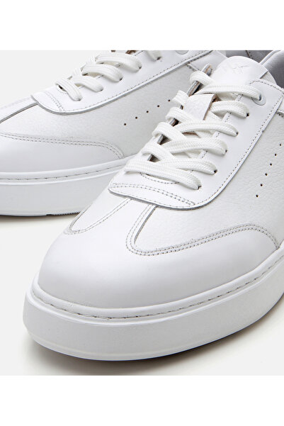 Hotiç Men's Leather White Ultra Light Sole Sports Shoes