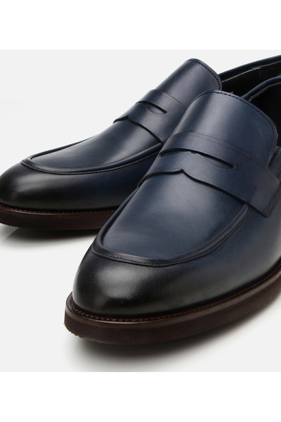 Hotiç Мъжки кожени мокасини със светла подметка, тъмносини